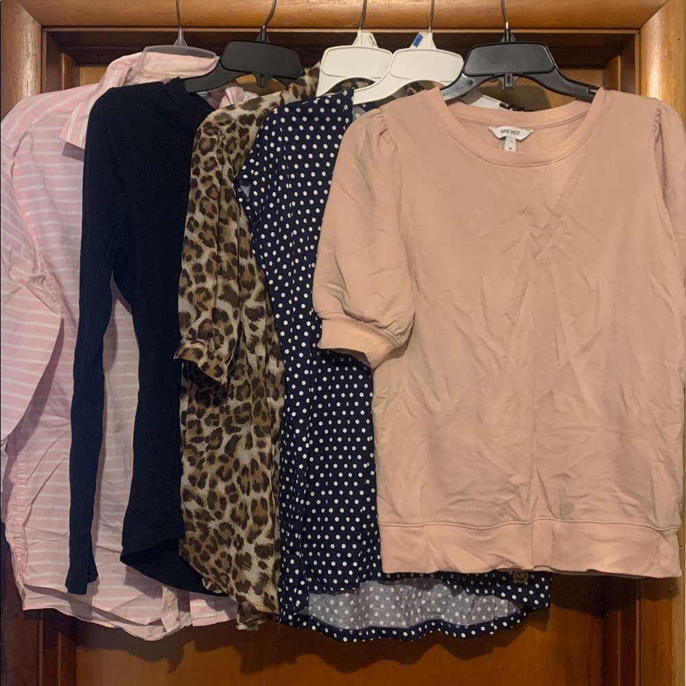 It’s bundle time! 5pc Various Size M Casual Tops